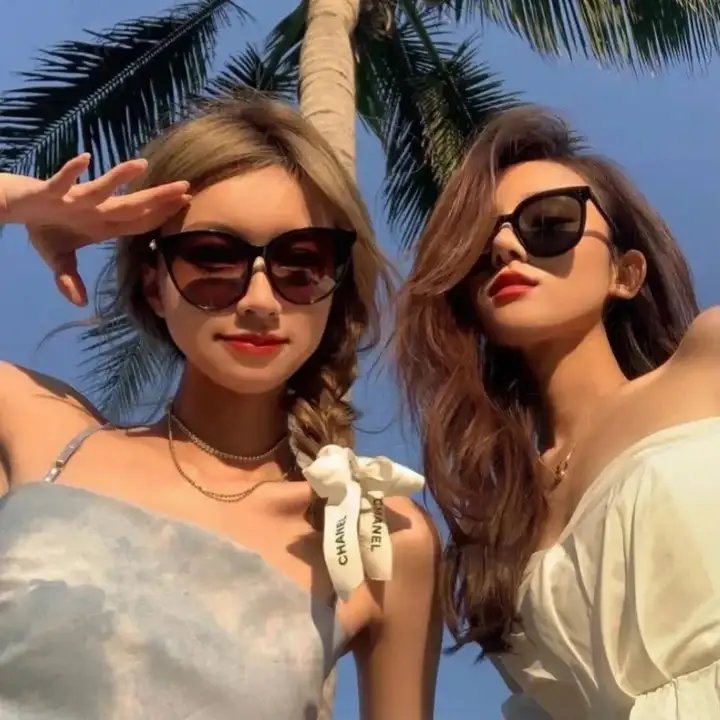 穿越橄榄树林